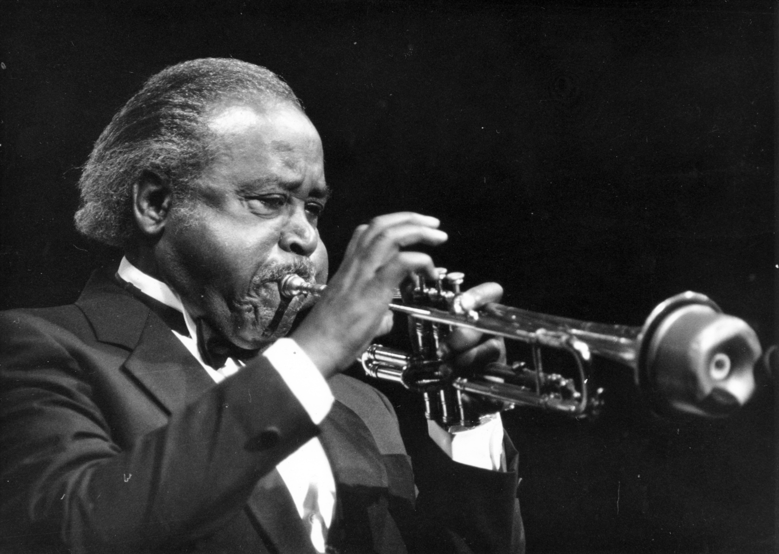 Hungary, Budapest XIV., Budapest Sportcsarnok, a felvétel a Marlboro Super Band koncertjén készült 1989. október 1-én. Harry „Sweets” Edison dzsessztrombitás., 1989, Szegő, jazz history, musical instrument, trumpet, Budapest, Fortepan #229883