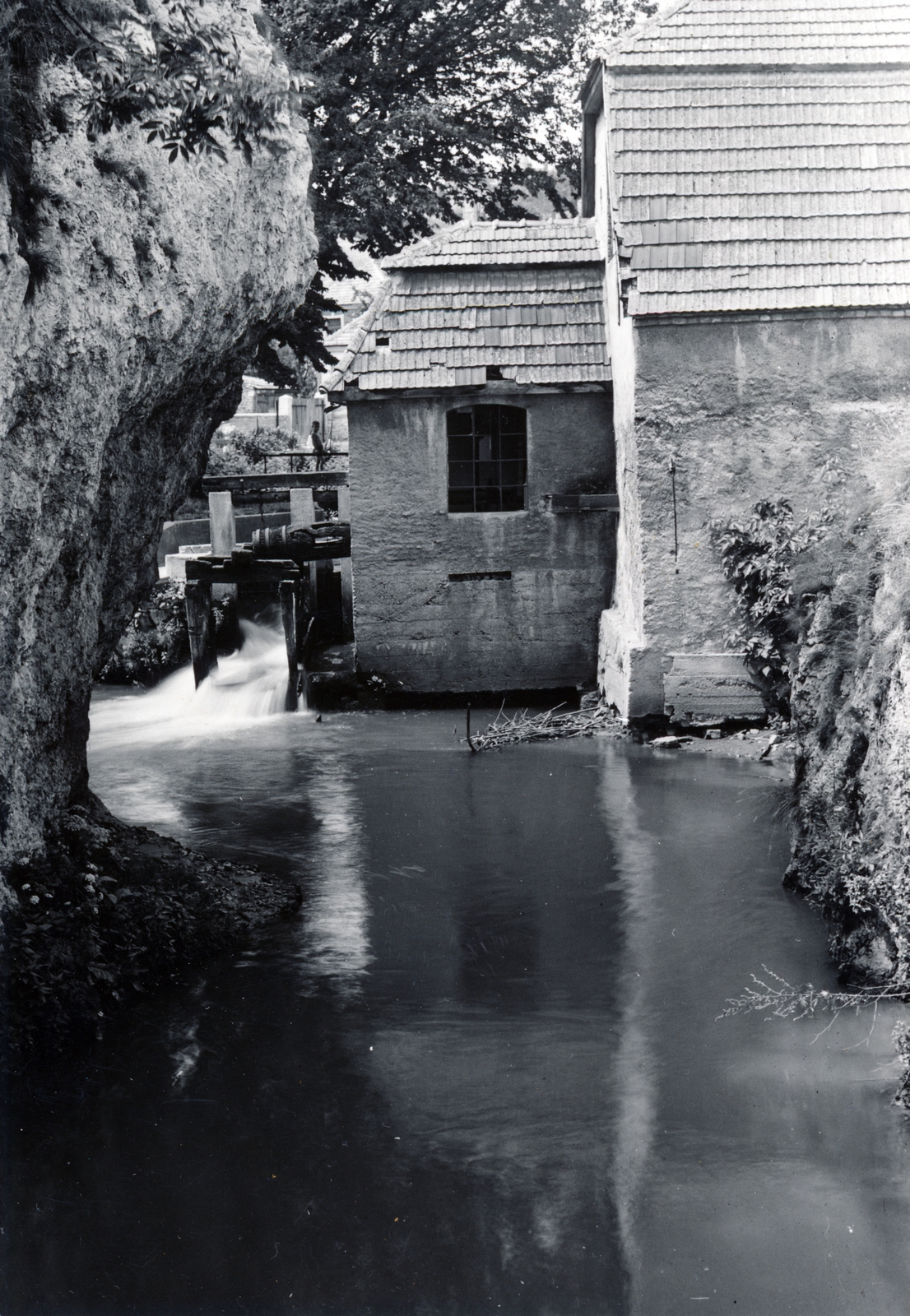 Hungary, Veszprém, Margit tér 1., a Ring-malom a Benedek-hegy északi végénél., 1965, Kőszeghy Anna, Mill, Fortepan #230037