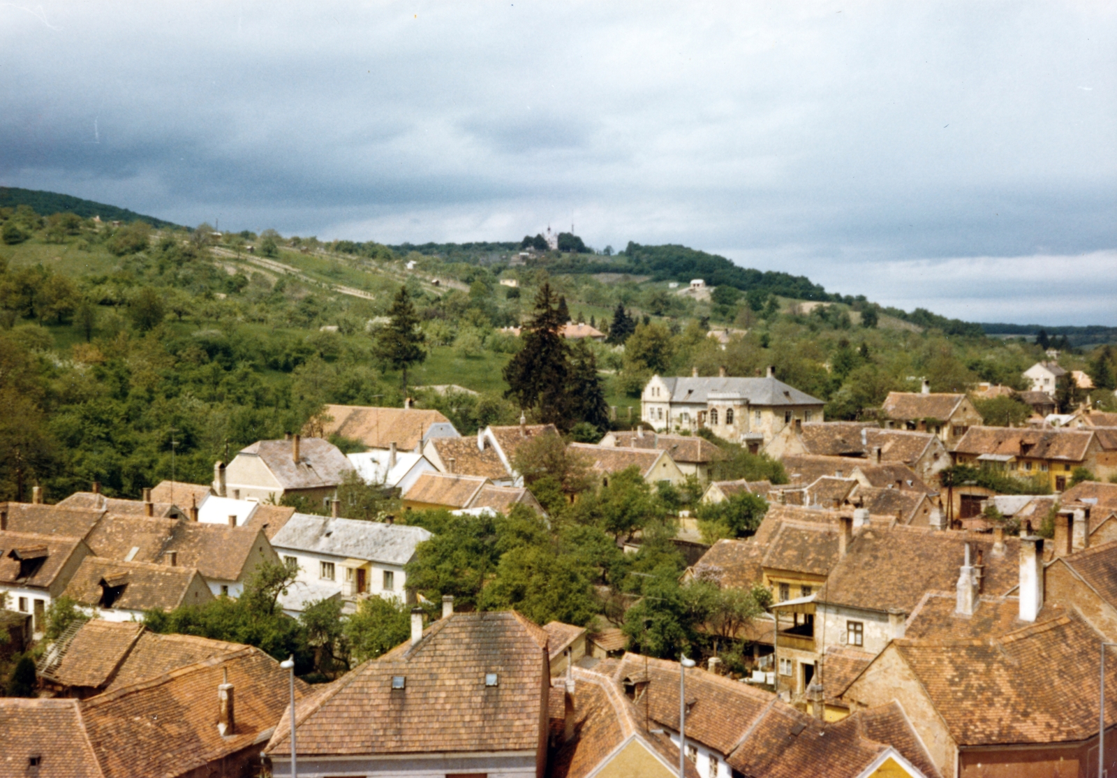 Hungary, Kőszeg, kilátás a Jurisics vár tornyából a Kálvária-templom felé., 1974, Korner Veronika, colorful, Fortepan #230064