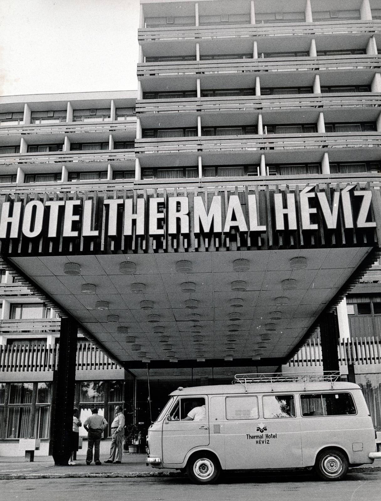 Hungary, Hévíz, Danubius Szálloda és Gyógyfürdő Vállalat Hotel Thermál Hévíz., 1976, Székely Iván, Fortepan #230387