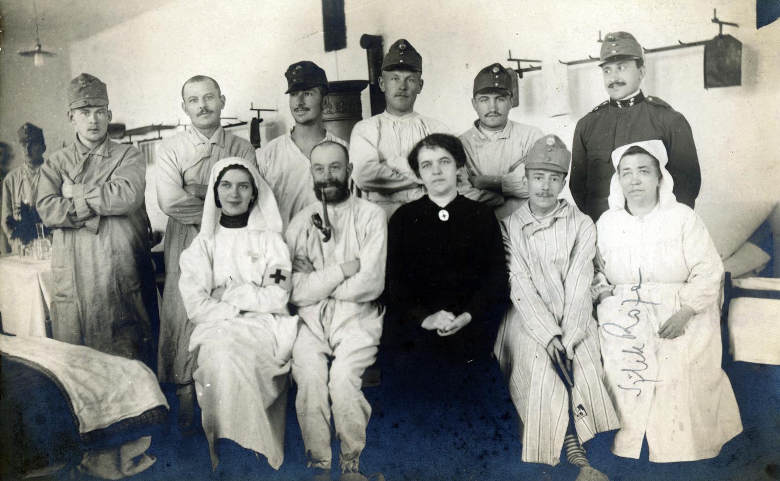 1915, Miklósy Judit, tableau, soldier, pipe, nurse, Fortepan #230502