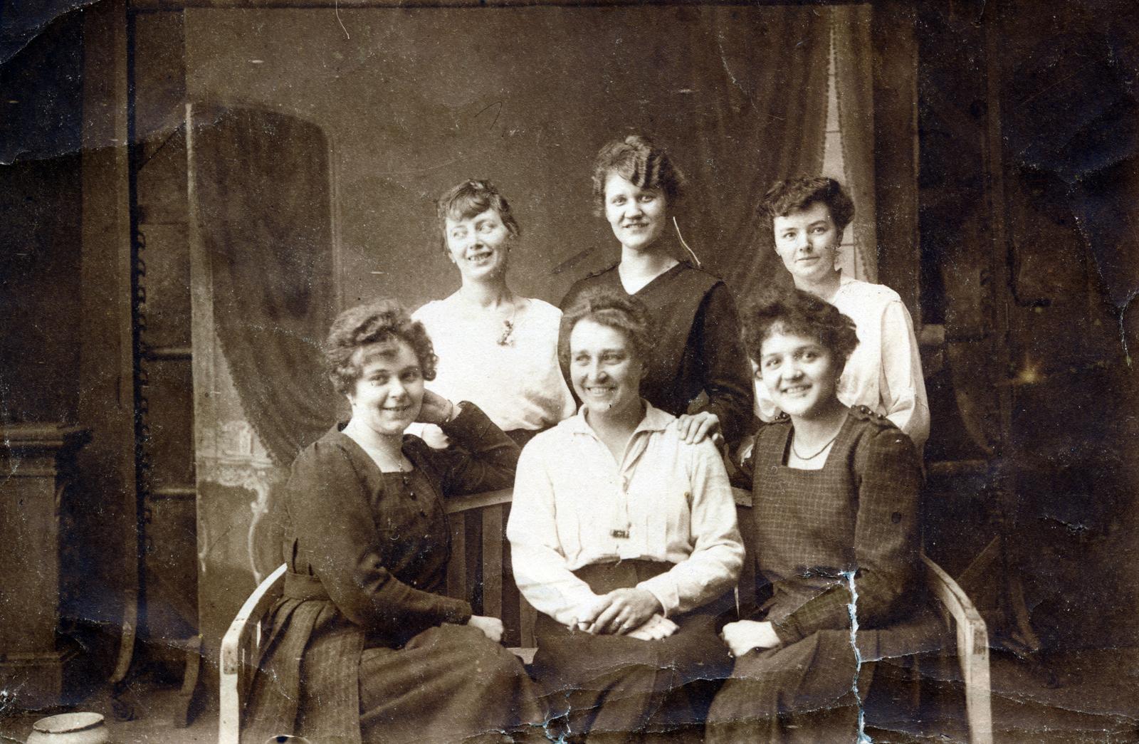 1918, Miklósy Judit, women, tableau, Fortepan #230513