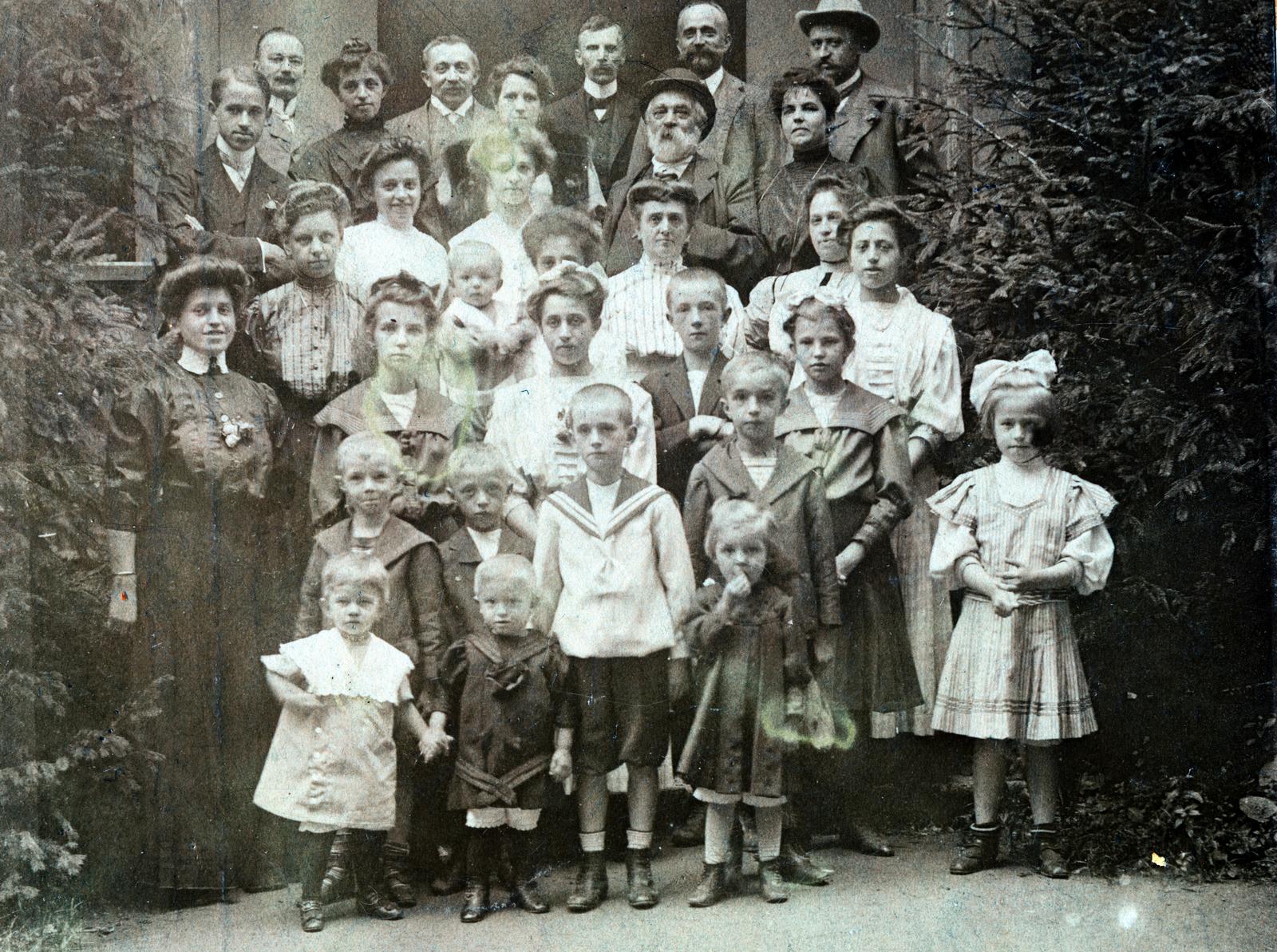 1904, Miklósy Judit, csoportkép, generációk, család, matrózblúz, Fortepan #230526