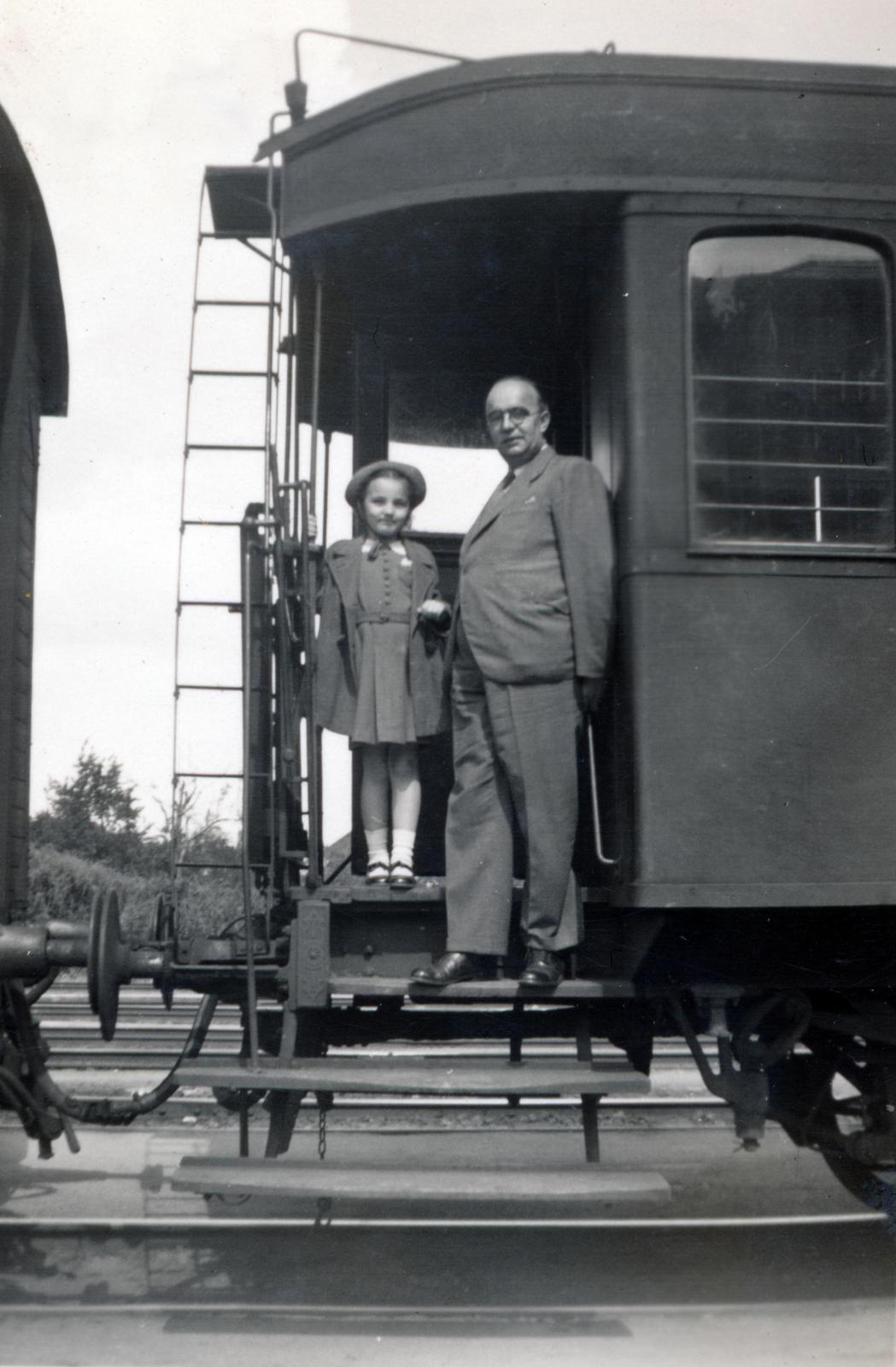 1940, Miklósy Judit, lépcső, vagon, Fortepan #230547