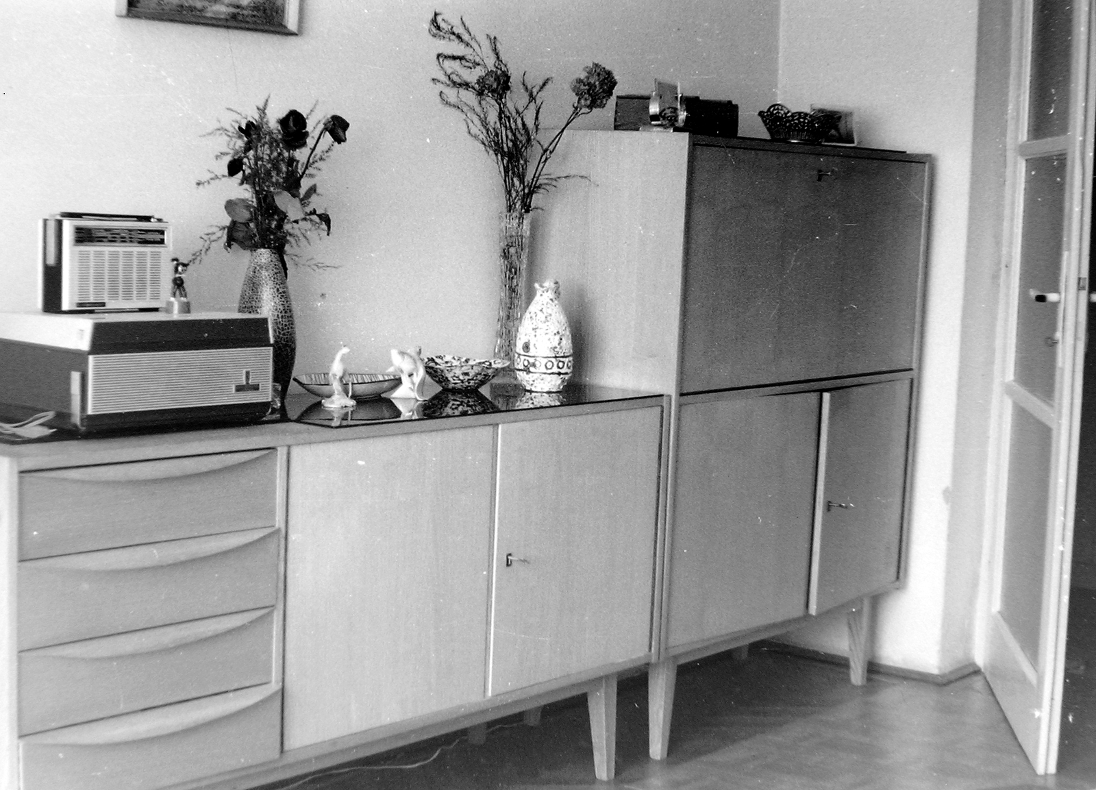 1975, Fortepan, furniture, radio, interior, turntable, tape recorder, Unitra-brand, portable radio, china, Fortepan #2307
