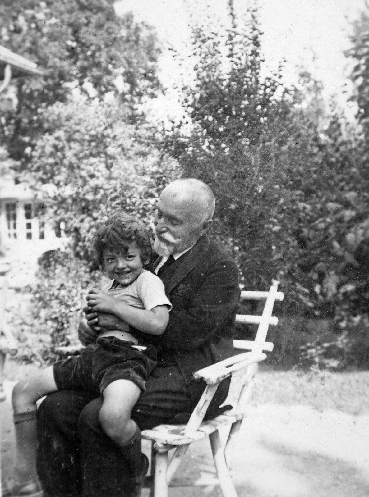 1921, Fortepan, garden, grandparent, smile, kid, moustache, summer, man, double portrait, outdoor chair, sitting on lap, Fortepan #23111