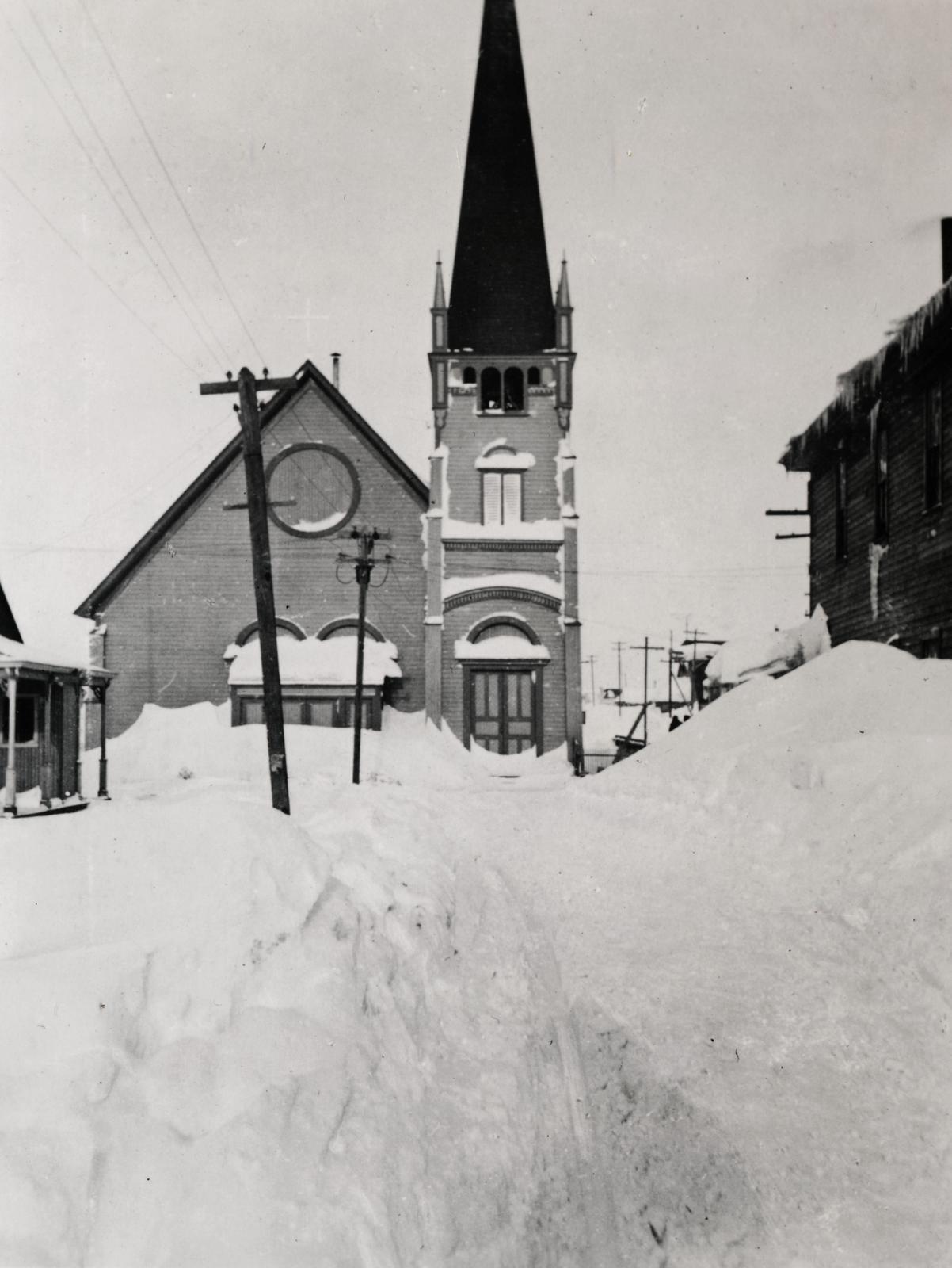 Amerikai Egyesült Államok, Nome, Szent József-templom., 1931, Drinóczi Zoltán, fiatornyos templom, hó, Fortepan #231215