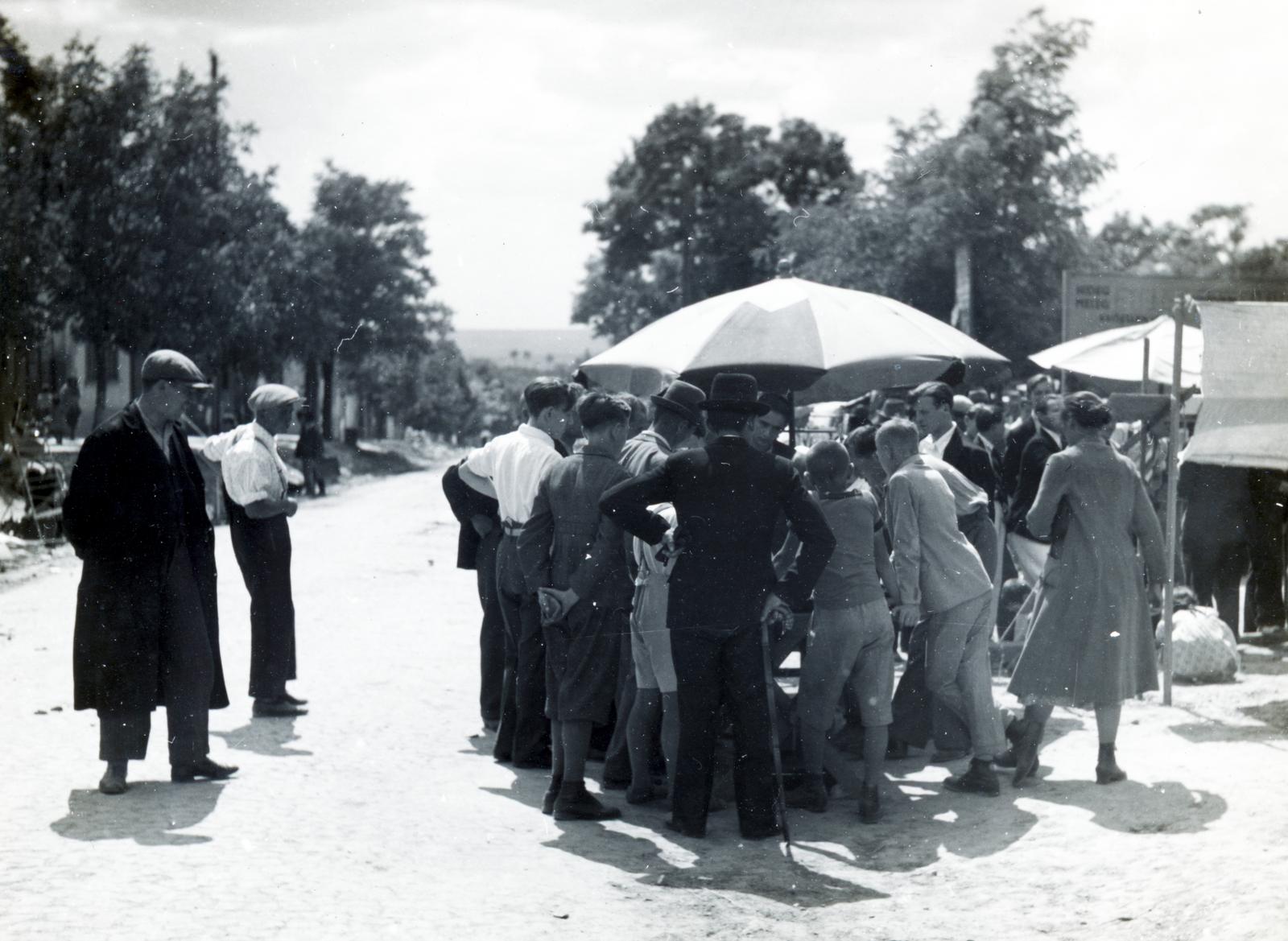 1934, Bor Dezső, mass, seller, summer, sunshades, Fortepan #231347