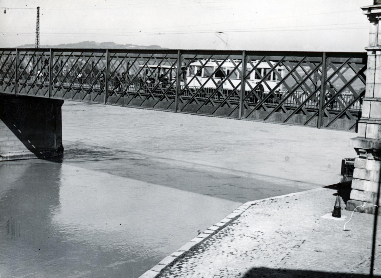 Ausztria, Linz, Duna, az "Alte Brücke" (később a Nibelungenbrücke épült a helyén)., 1933, Bor Dezső, Fortepan #231354