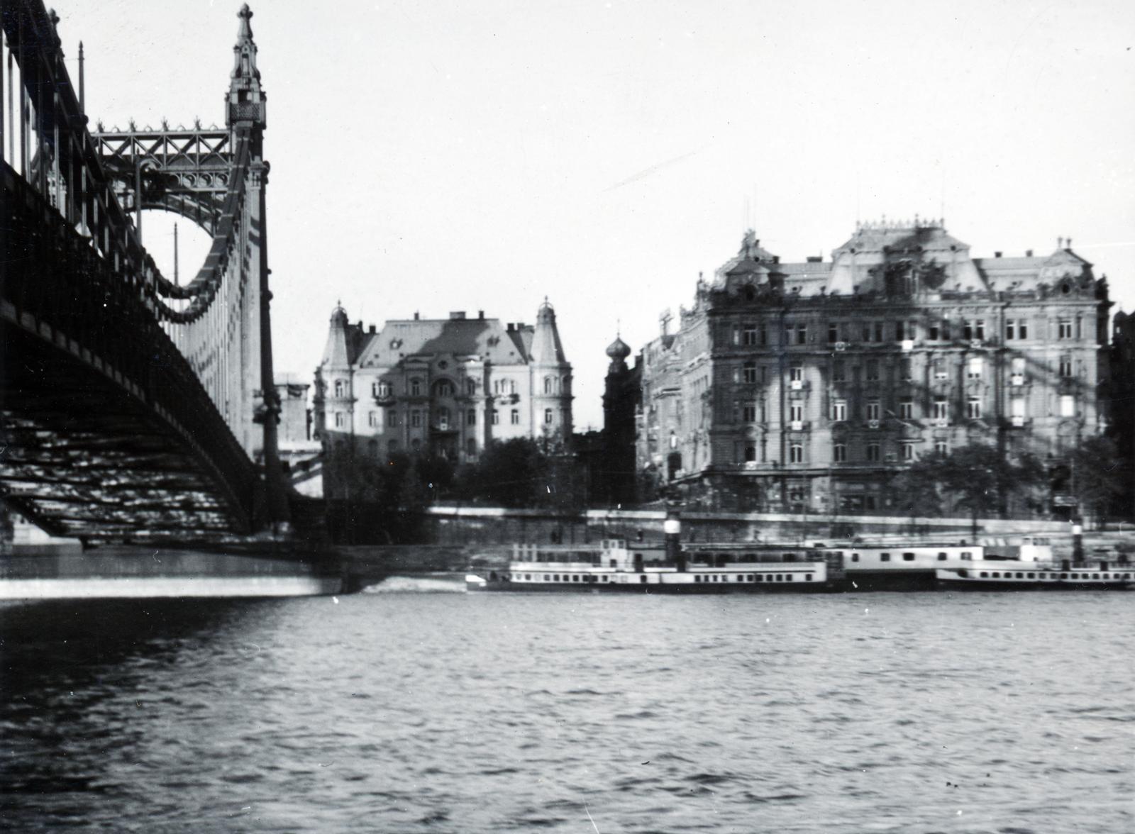 1940, Bor Dezső, Best of, shadow, Danube's shore, building, boat station, Duna-bridge, bridge, Fortepan #231549