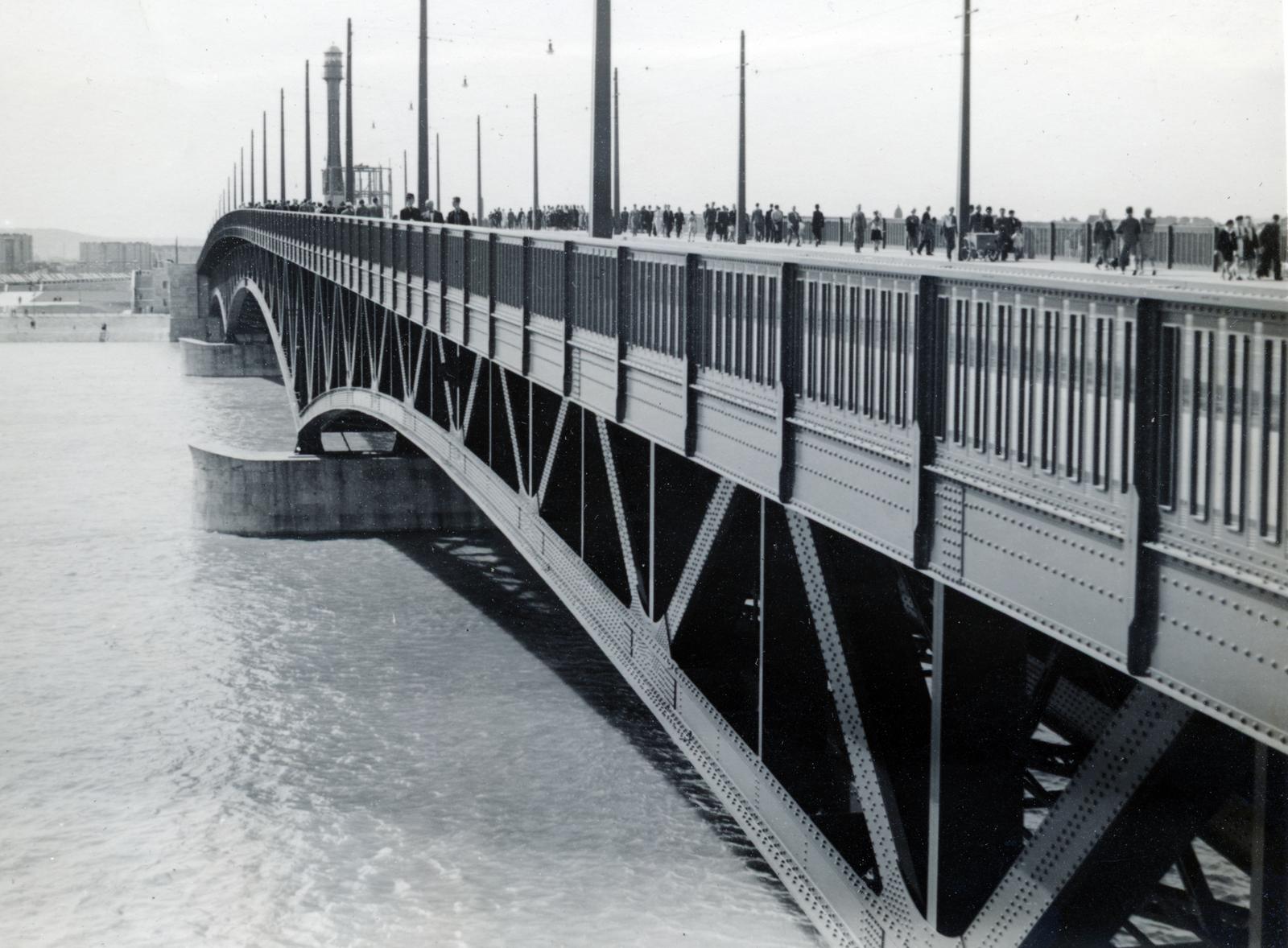 Hungary, Budapest IX., Petőfi (Horthy Miklós) híd, a felvétel az átadás, 1937. szeptember 12. után készült., 1937, Bor Dezső, bridge, riveted steel, Budapest, Fortepan #231723