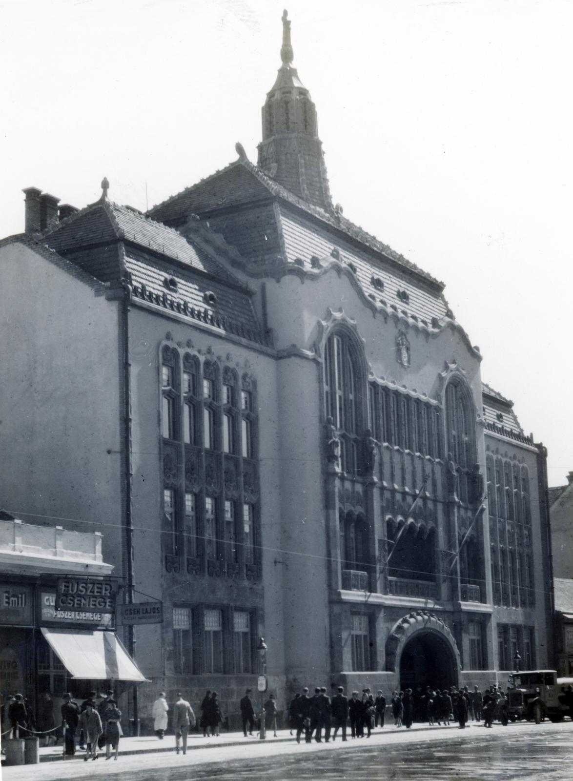Hungary, Debrecen, Piac utca (Ferenc József út) 54. Hajdú-Bihar megyei Megyeháza., 1934, Bor Dezső, Secession, Zsolnay porcelain, public building, Fortepan #231790