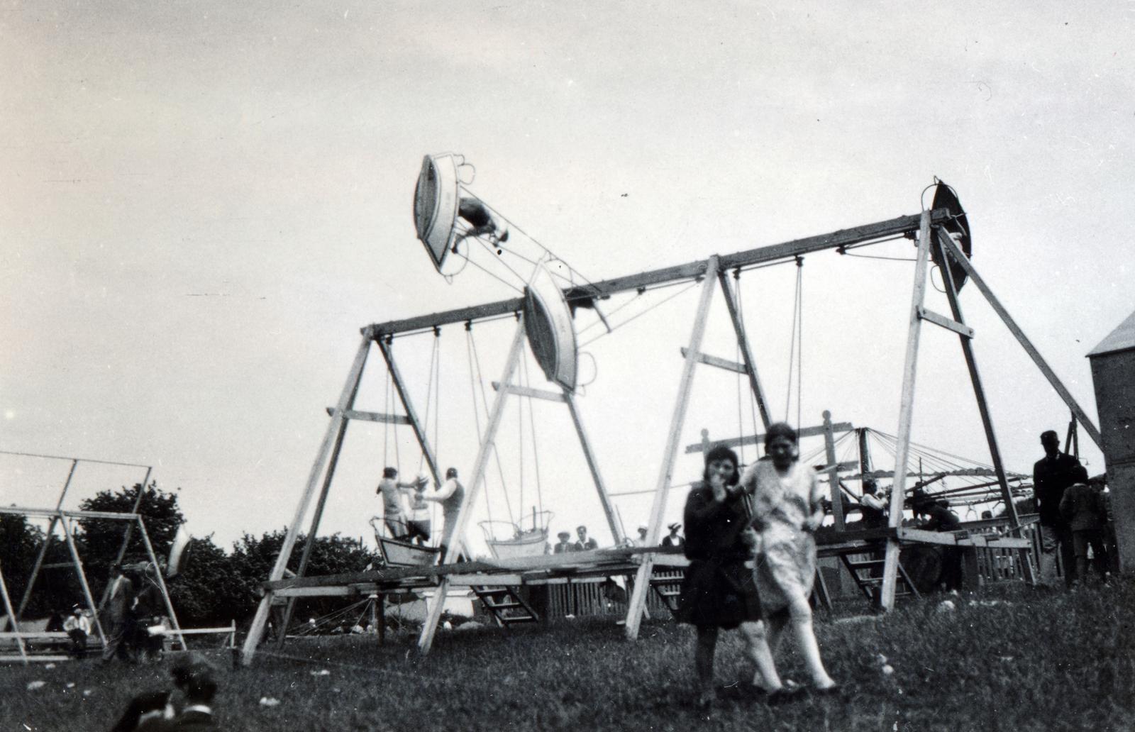1935, Bor Dezső, swing, swing-boat, Fortepan #231930