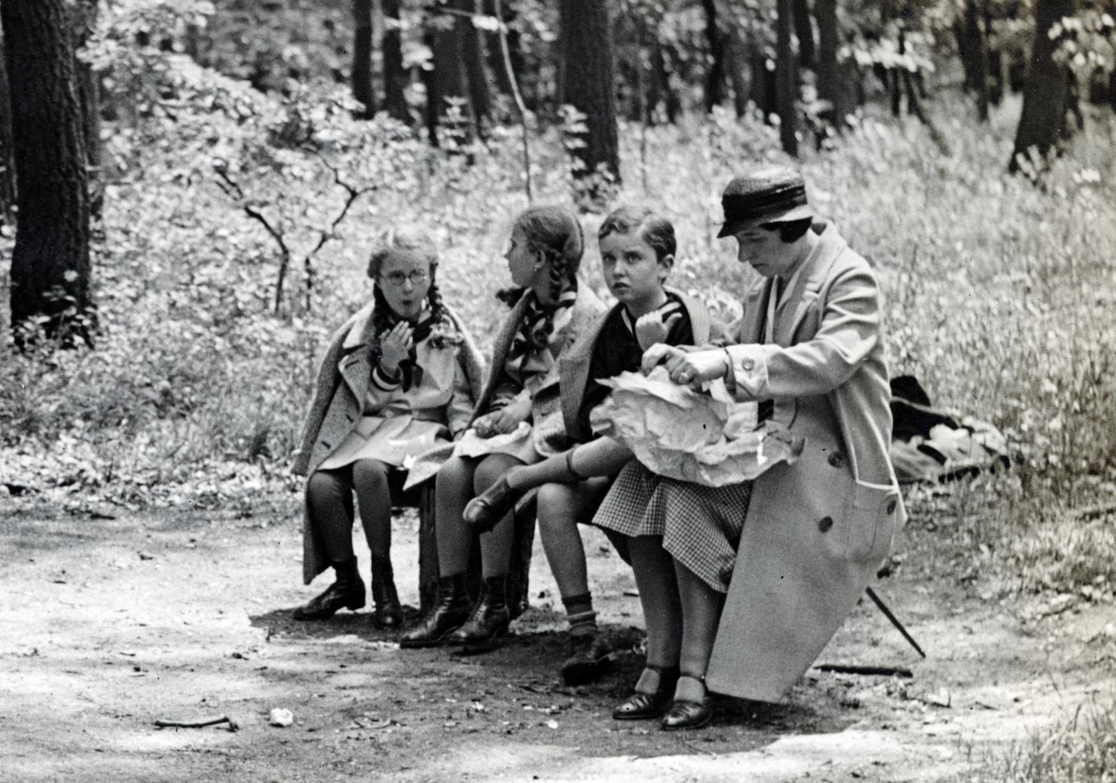 1933, Bor Dezső, excursion, picnic, kids, mother, Fortepan #232144
