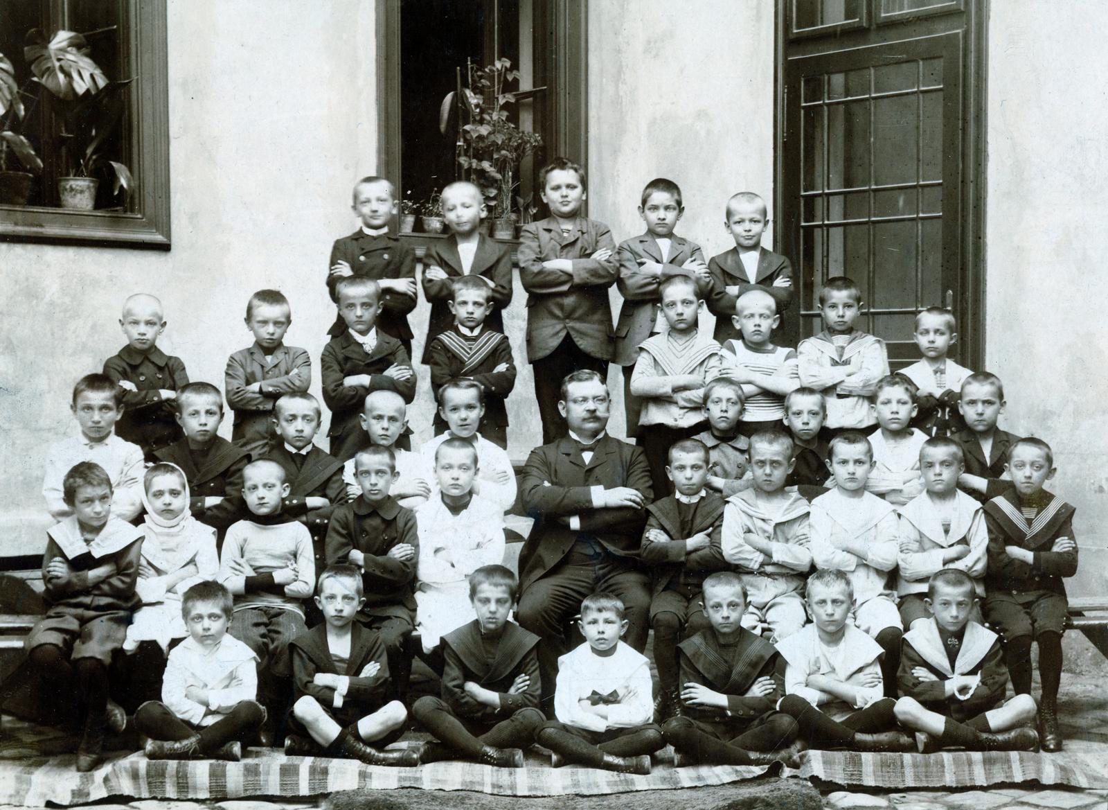 1915, Kalmár Nándor, class photo, Fortepan #232673