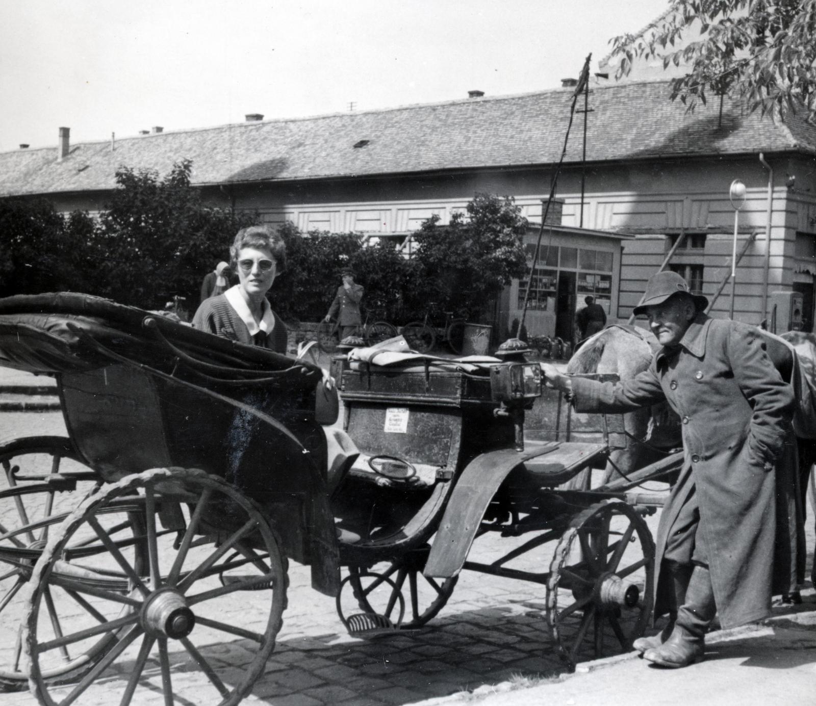 Hungary, Cegléd, Szabadság tér a Kossuth tér felé nézve., 1961, Aczél Frigyes, coach, Fortepan #232755