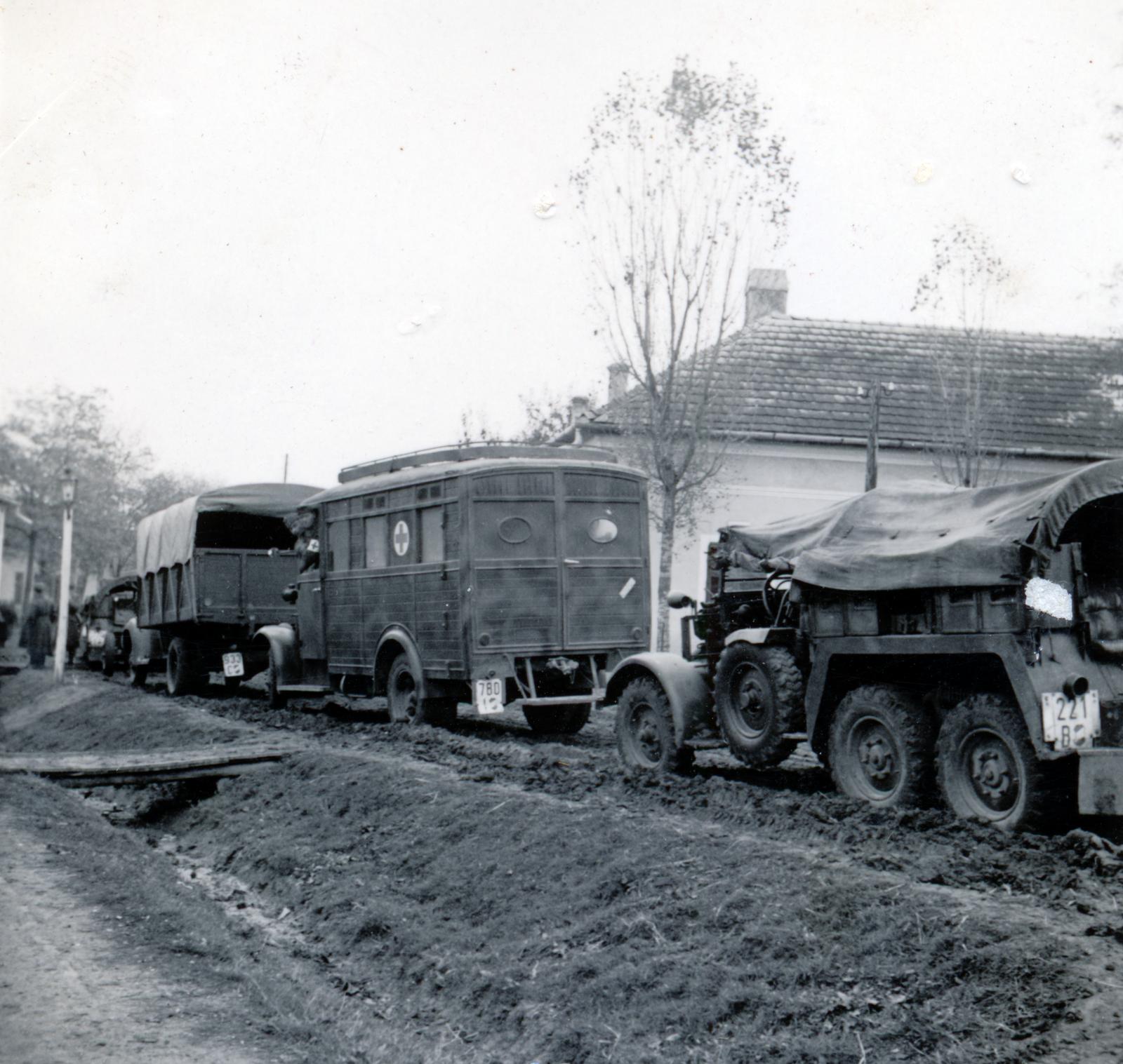 1940, Tordai György, ambulance, Fortepan #232793