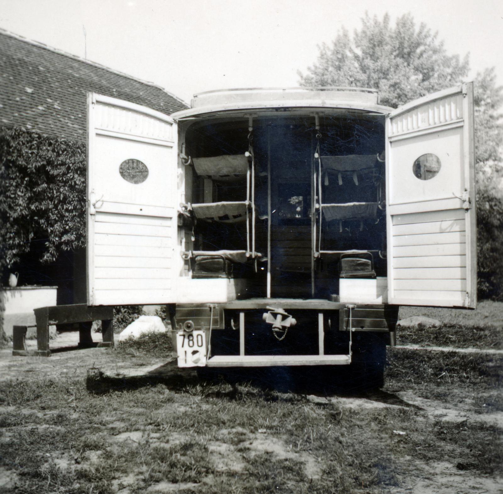 1940, Tordai György, ambulance, number plate, Fortepan #232949