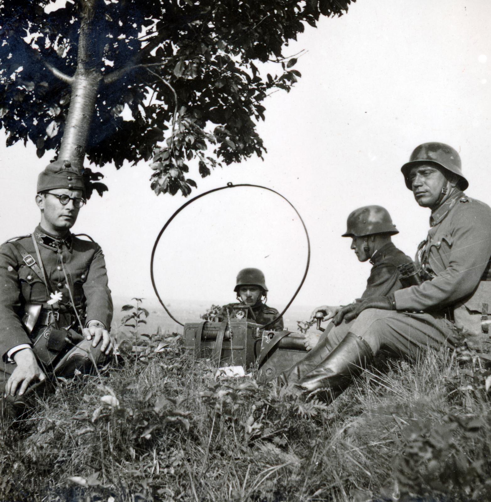 1940, Tordai György, rádió, antenna, híradó katona, Fortepan #233068
