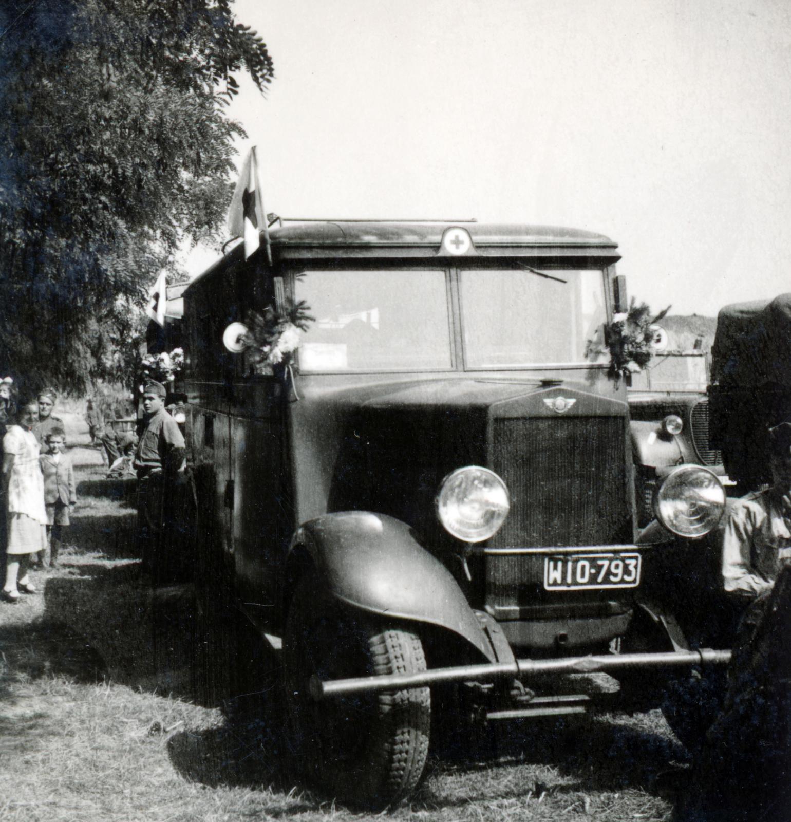 1940, Tordai György, flower decoration, Fortepan #233116