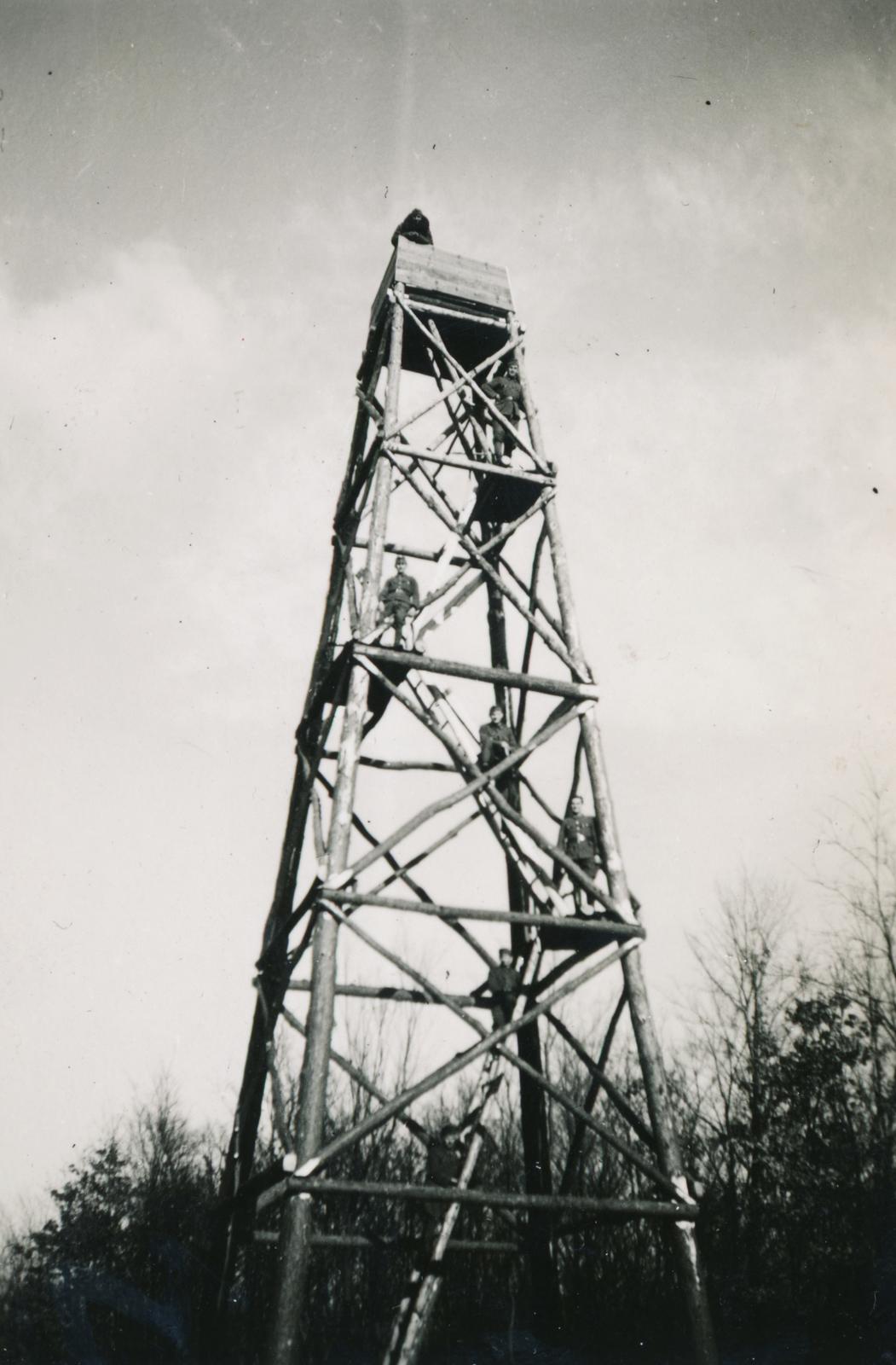 1943, Pálos Ágnes, lookout, Fortepan #233255