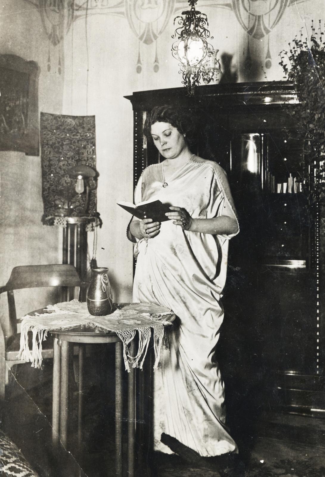 1908, Brogyáni Jenő, olvasás, hölgy, elegancia, Fortepan #233599