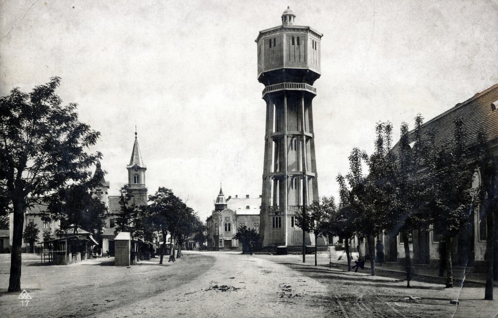 Hungary,Lake Balaton, Siófok, Fő utca, balra a Sarlós Boldogasszony-templom, szemben a Fő téren a víztorony., 1931, Karácsony Iván, dirt road, Fortepan #233620