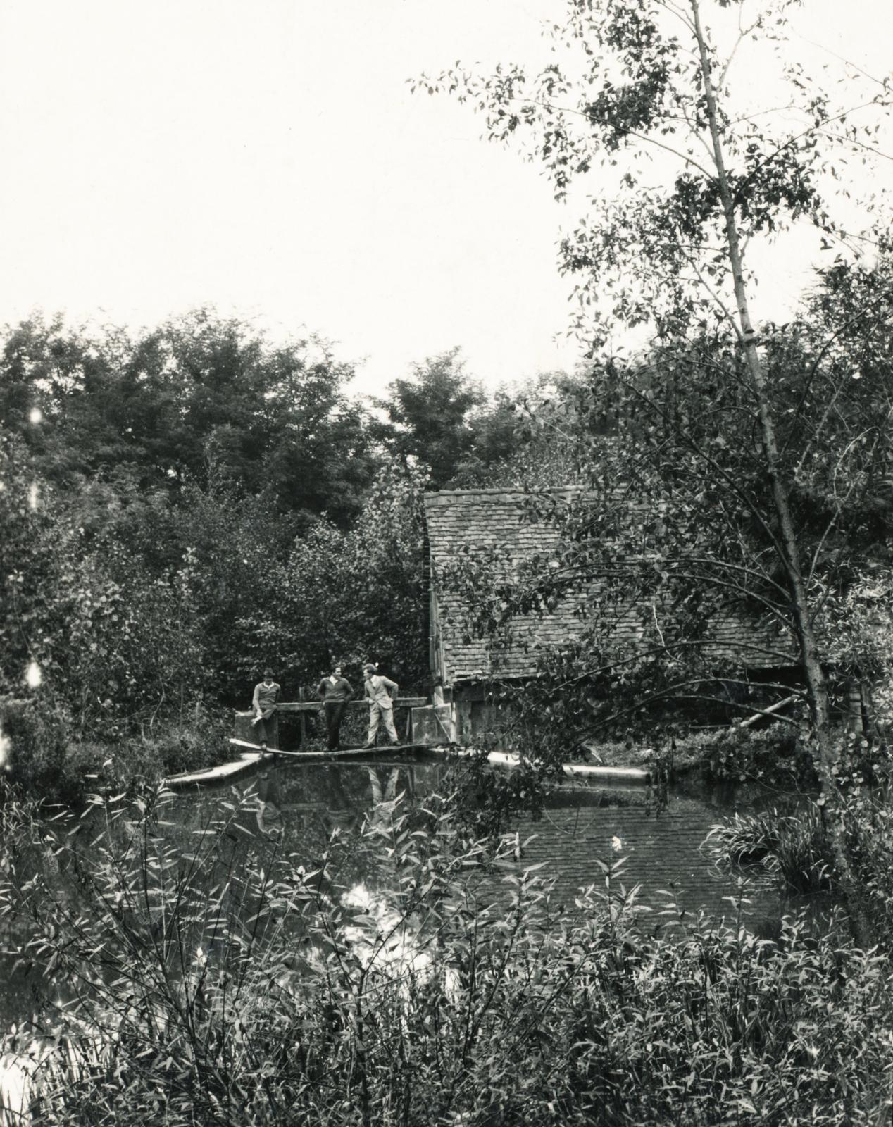 1937, Büki család, vízpart, fahíd, Fortepan #233707