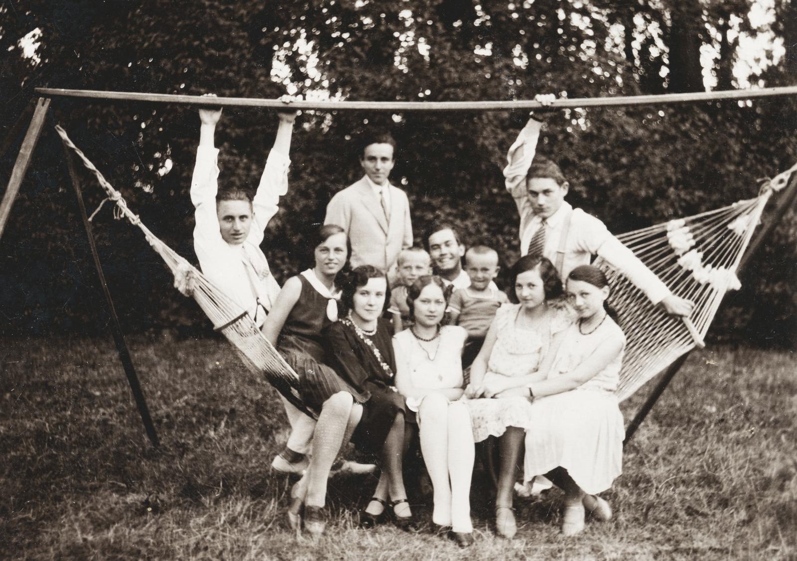 1930, Reichardt Nóra, hammock, youth, Fortepan #233825