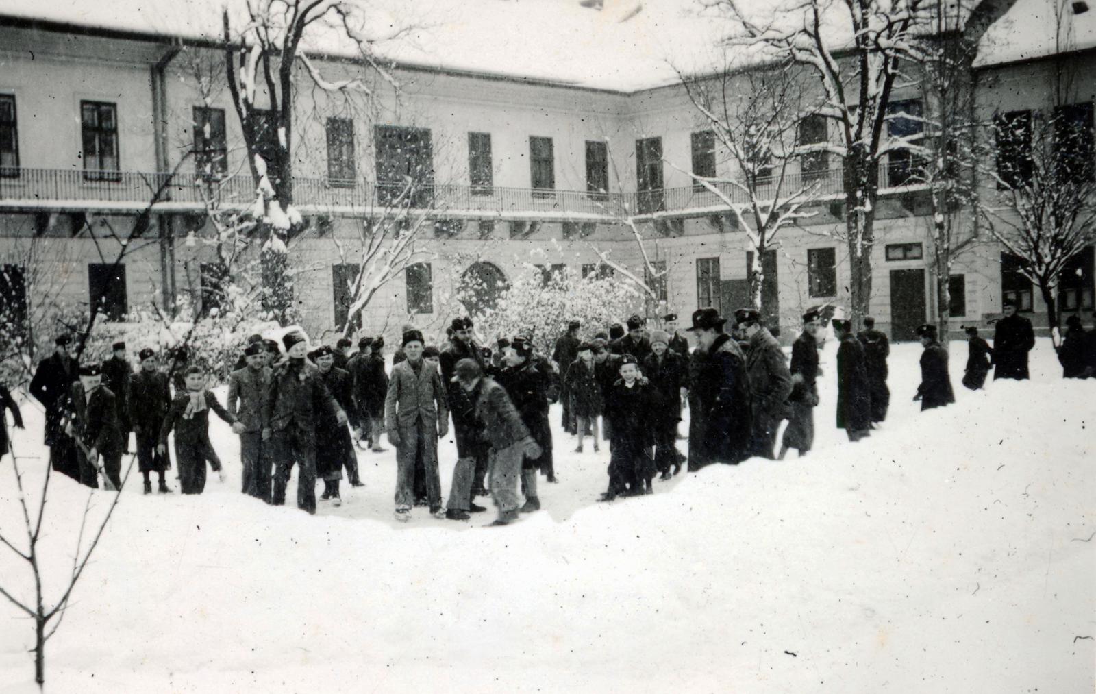 1942, Jezsuita Levéltár, Fortepan #233858