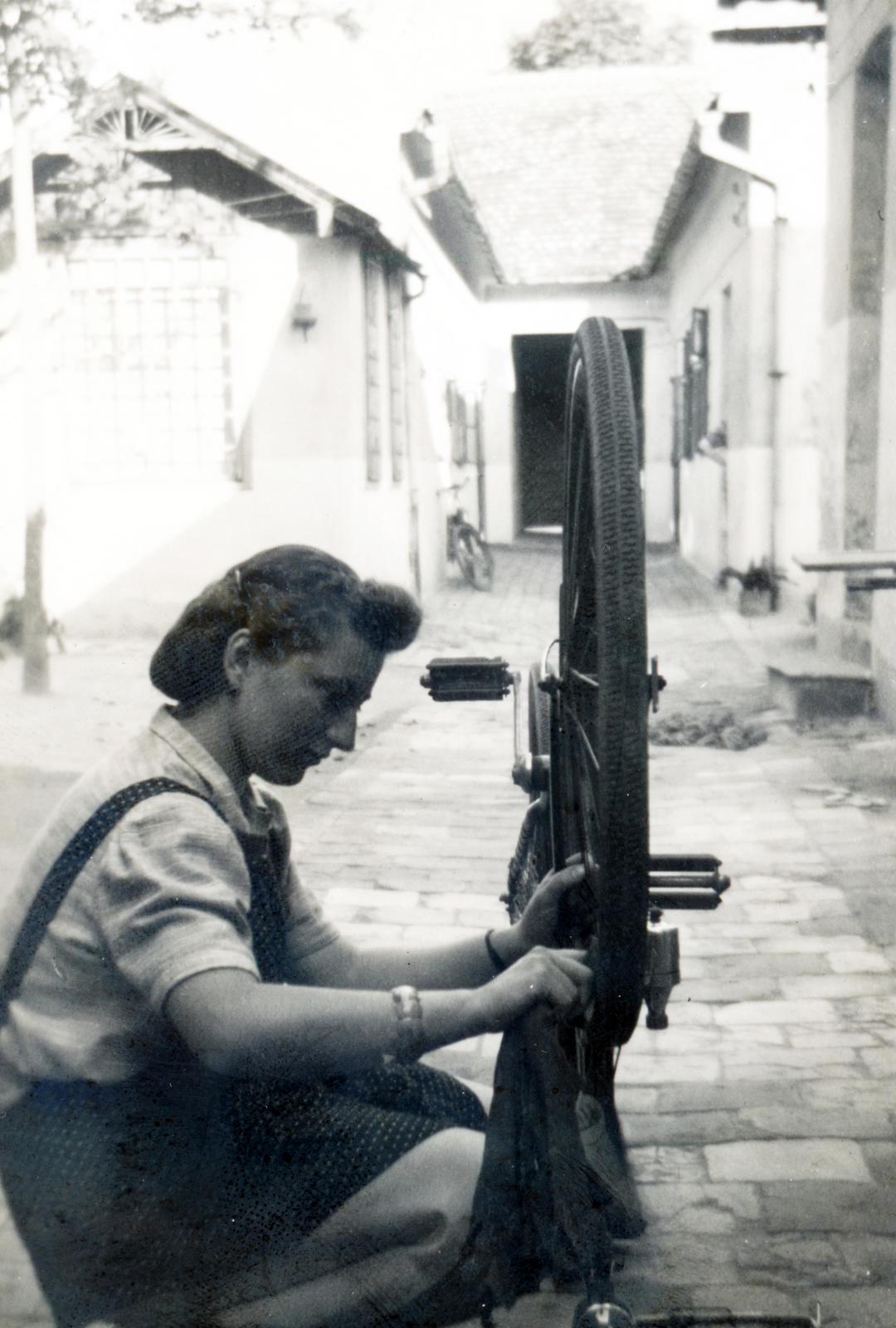 1940, Palágyi Bálint, szerelés, kerékpárszerelő, kerékpár, Fortepan #233968