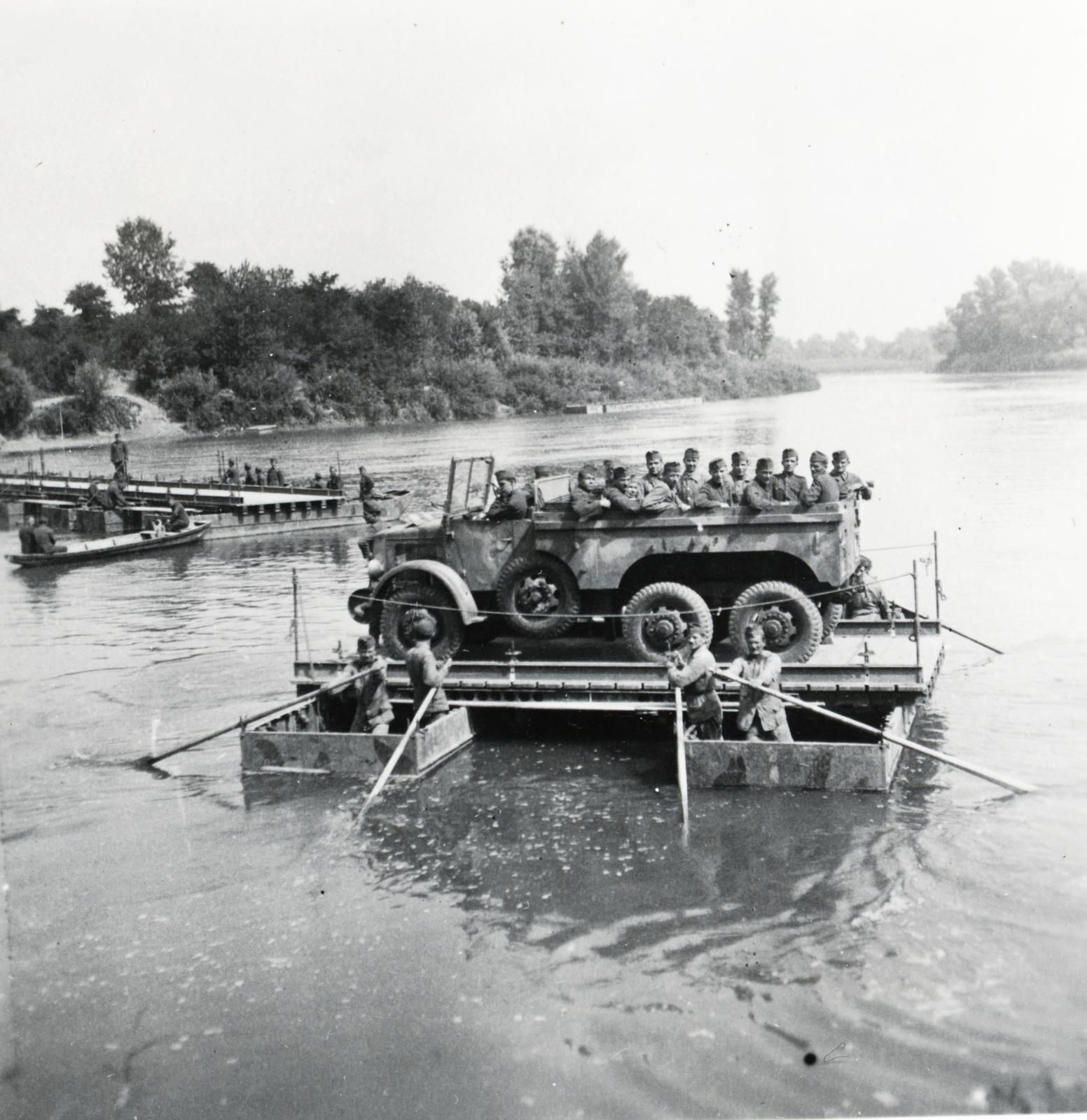 1942, Cserey Zoltán, komp, utász, Rába 38M Botond, ponton, Fortepan #234011