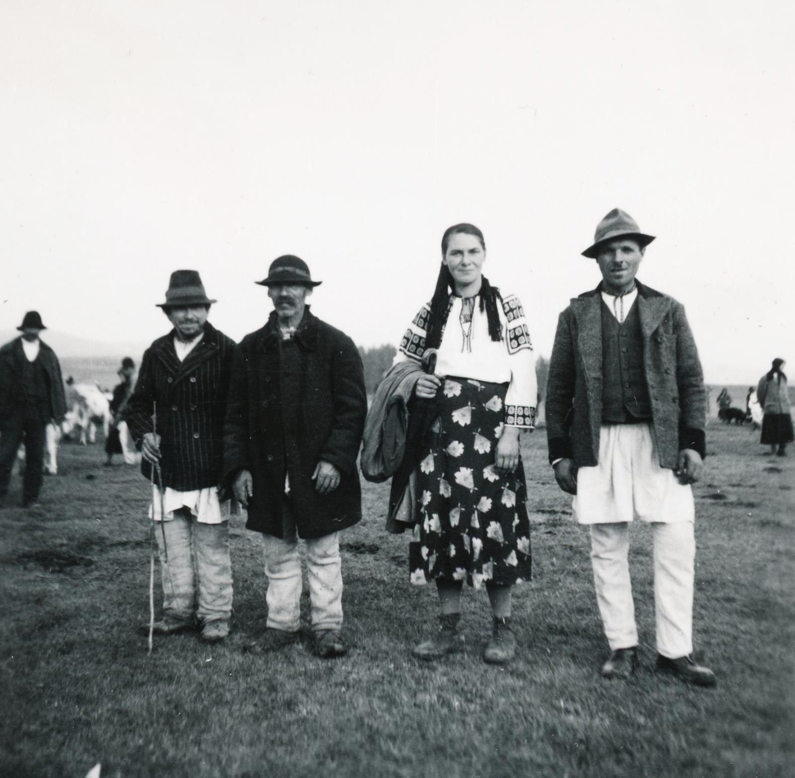 1940, Cserey Zoltán, photo aspect ratio: square, folk costume, peasant, Fortepan #234022