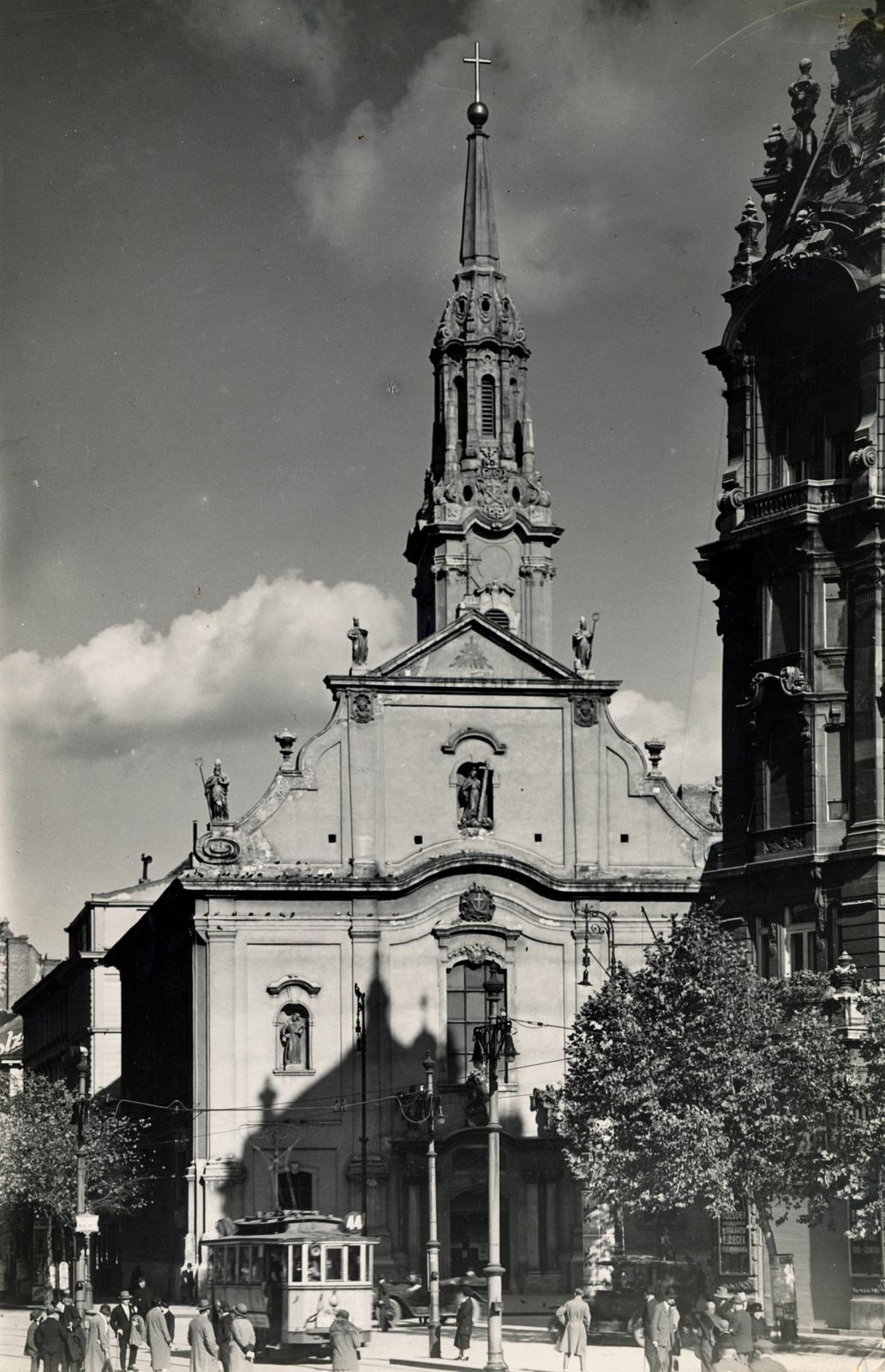 Hungary, Budapest V., Ferenciek tere, a Belvárosi Ferences templom., 1930, Gödi Digitális Fotóarchívum, tram, Budapest, public transport line number, steeple, church, Fortepan #234138