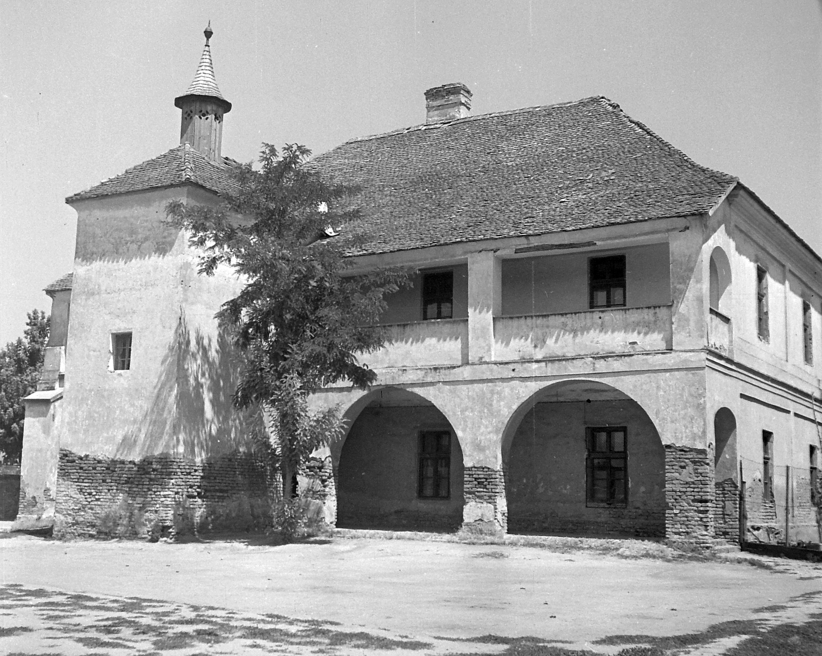 Hungary, Makó, Kálvin út 7., Református nagyiskola (Bagolyvár)., 1951, Építész, religion, school, protestant, Fortepan #23420