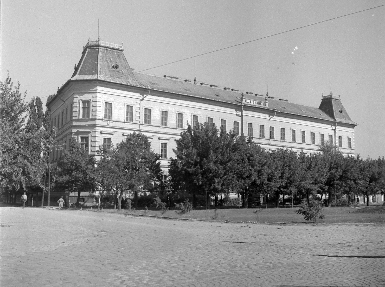 Hungary, Makó, Csanád vezér tér, József Attila gimnázium., 1951, Építész, high school, Fortepan #23431
