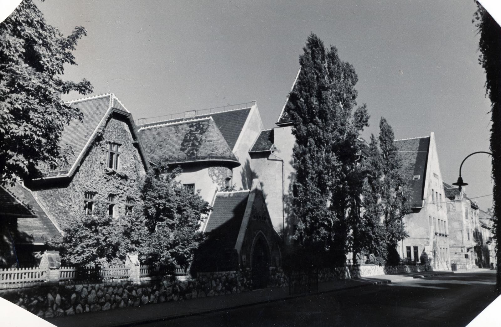 Magyarország, Budapest XII., Városmajor utcai (később Kós Károly) Általános Iskola., 1958, Hegyvidéki Helytörténeti Gyűjtemény, Kós Károly-terv, Budapest, Fortepan #234501