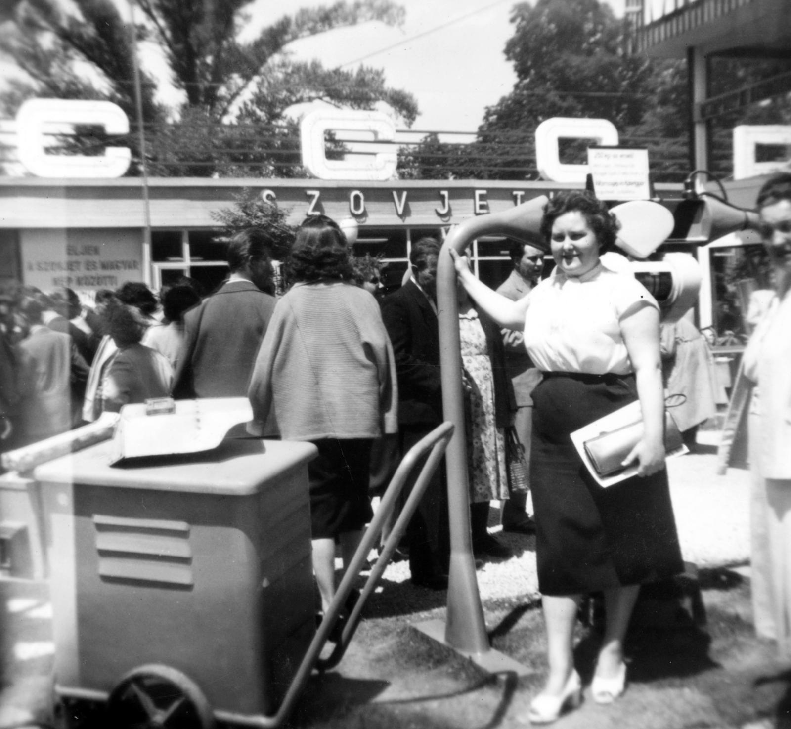 1957, Lorkó Fanni, Fortepan #235083