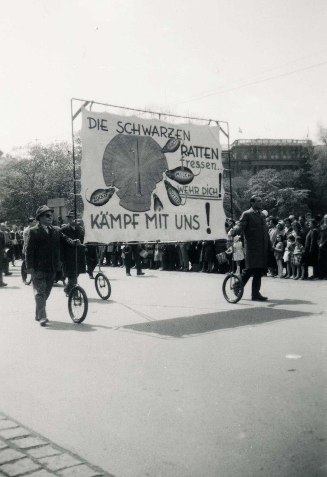 1963, Halász Gábor, transzparens, német szöveg, Fortepan #235151