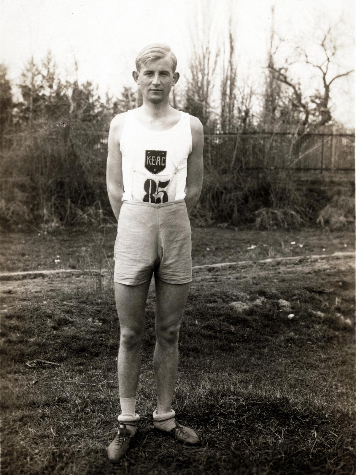 1929, Zsombor Ede, tornacipő, hátratett kéz, sportmez, Fortepan #235169