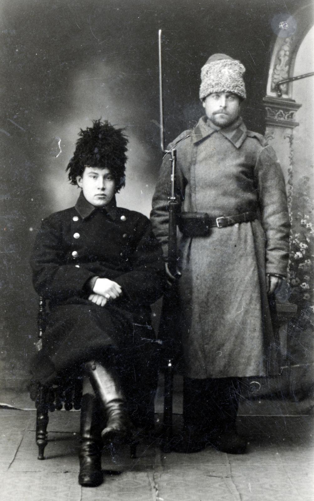 1917, Zsombor Ede, kettős portré, kucsma, szurony, katona, első világháború, Fortepan #235185