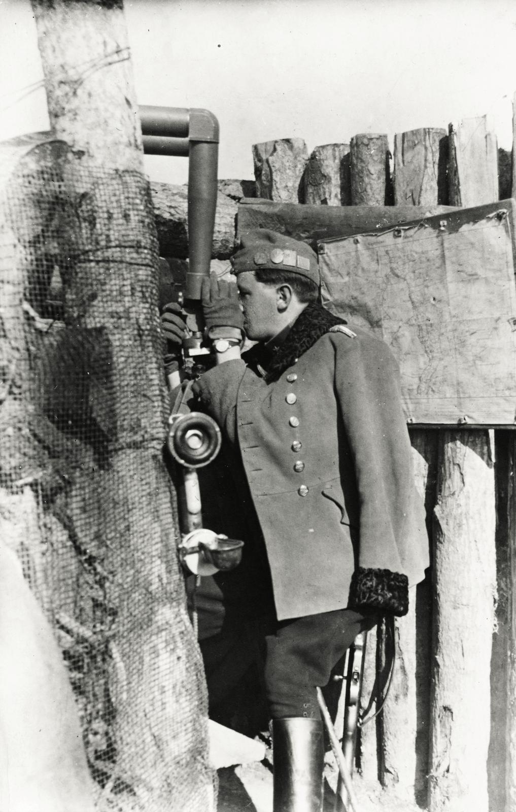 1917, Fejér Csaba-Kindert Piroska, Best of, periscope, receiver, trench, First World War, Fortepan #235365