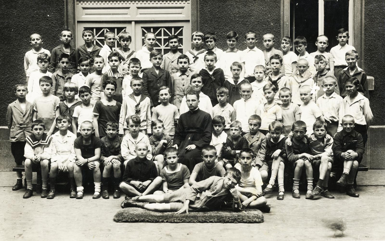 1921, Kenderessy Tibor, priest, Fortepan #235499