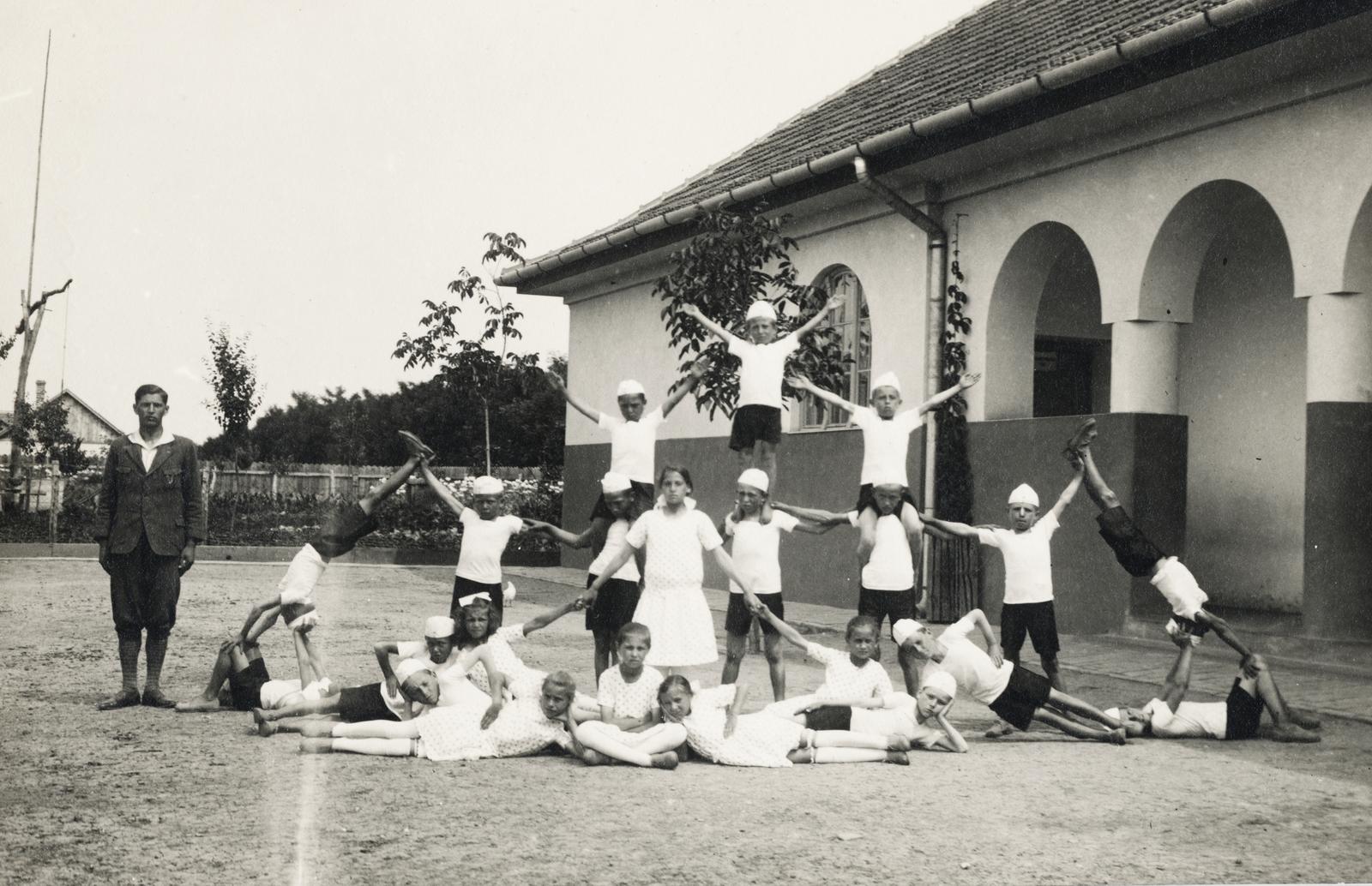 1930, Szilágyi Lajosné, Fortepan #235674