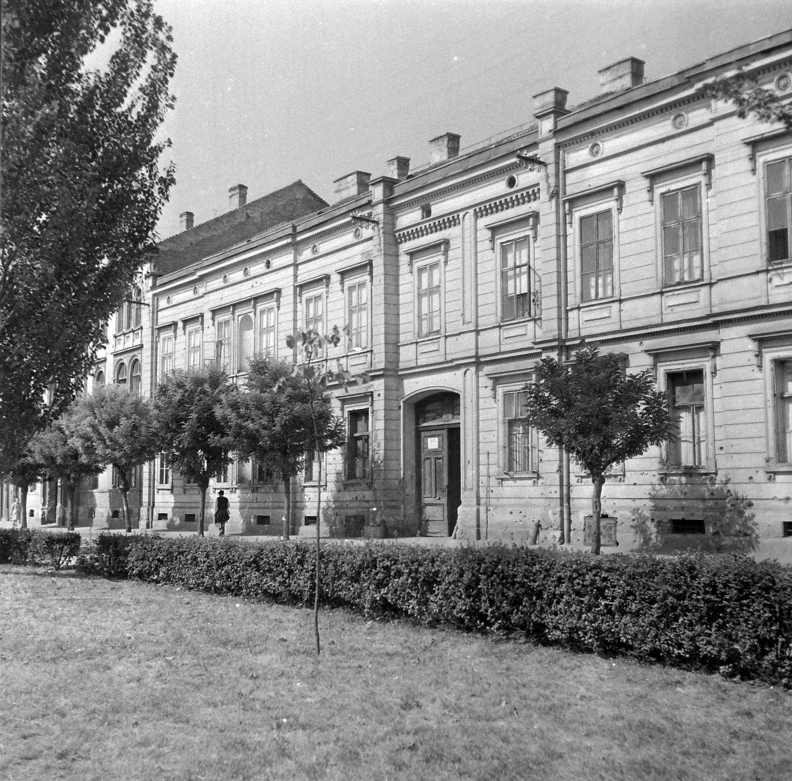 Hungary, Székesfehérvár, Vörösmarty tér 8., 1954, Építész, street view, Fortepan #23577