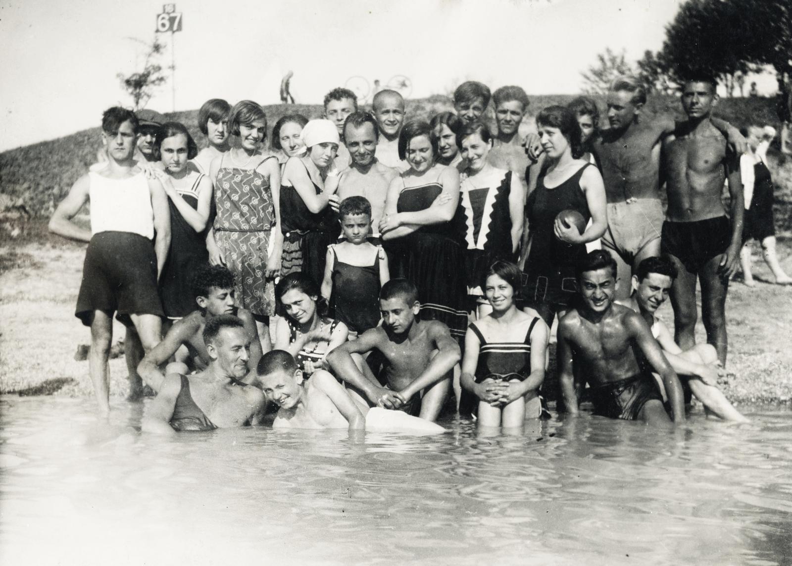 1927, Karsai Kata, csoportkép, fürdőruha, félmeztelen, Fortepan #236007