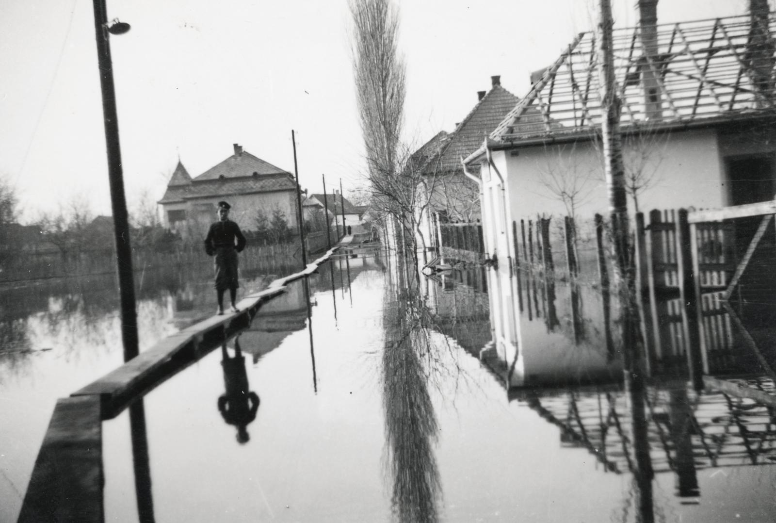 1941, Márton Attila, flood, Fortepan #236146