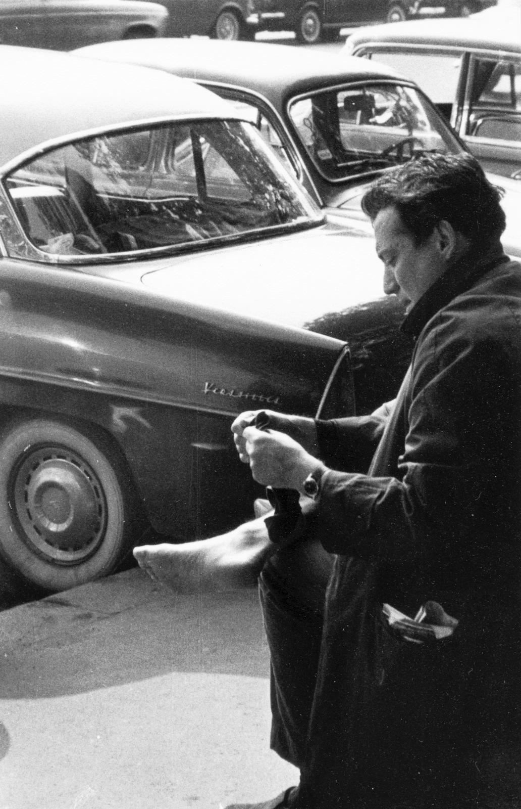 1967, Éltető, snocks, barefoot, hold in arms, Fortepan #236280