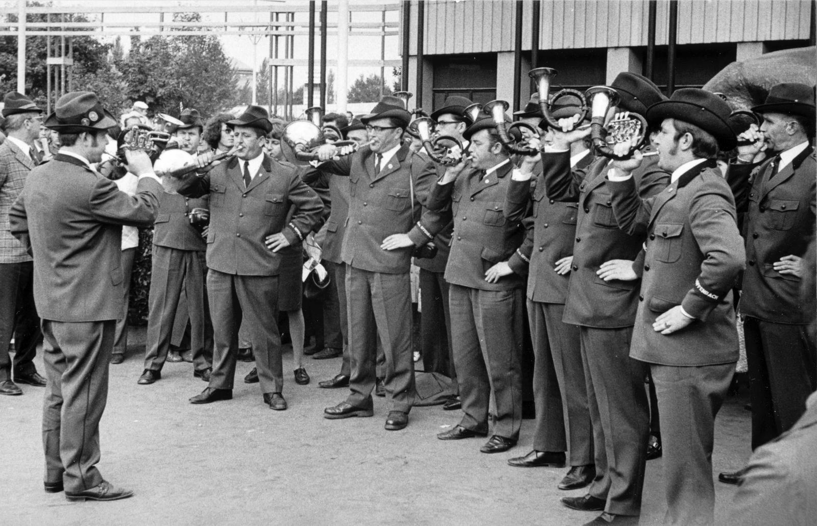 1969, Éltető, akimbo, wind band, Fortepan #236290