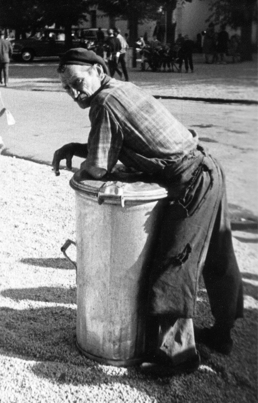 1961, Éltető, kuka, támaszkodás, Fortepan #236328